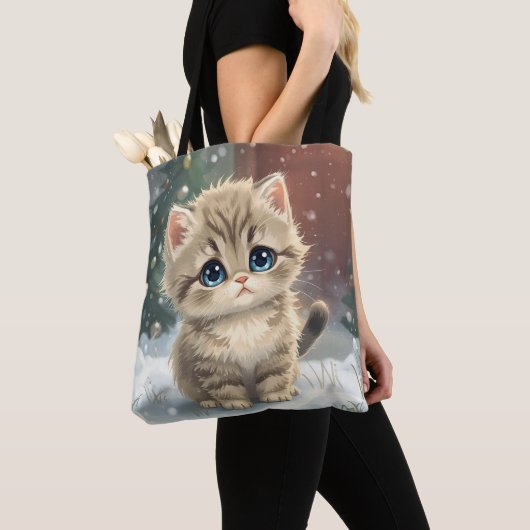 Kitty In De Sneeuw Tote Bag (Dichtbij)