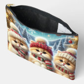 Kitty katten in feestelijke kerstdecor en sneeuw etui (Open)