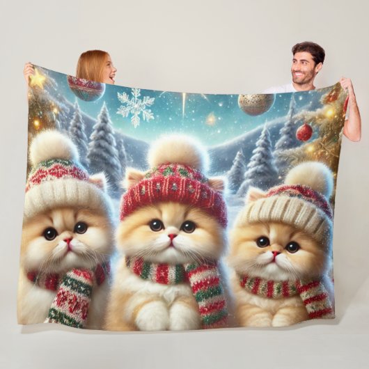 Kitty katten in feestelijke kerstdecor en sneeuw fleece deken (In situ)