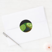 Kiwi en limoen ronde sticker (Envelop)