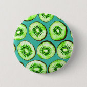 Kiwi snijdsels op turquoise ronde button 5,7 cm (Voorkant)