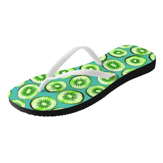 Kiwi snijdsels op turquoise teenslippers (Schuin)