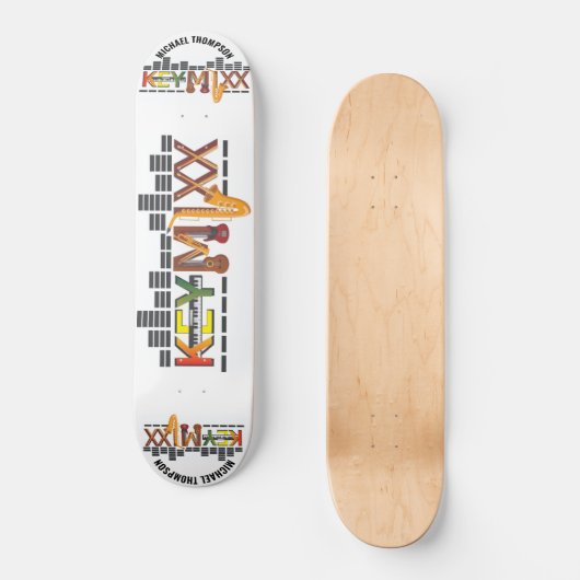 KKEYMIXX. OFFICIEEL SKATEBOARD (Voorkant)