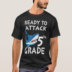 Klaar om de 5e-gradenhaai aan te vallen t-shirt