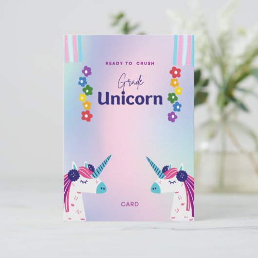 Klaar om de derde klas eenhoorn te verpletteren te bedankkaart (Staand voorkant)