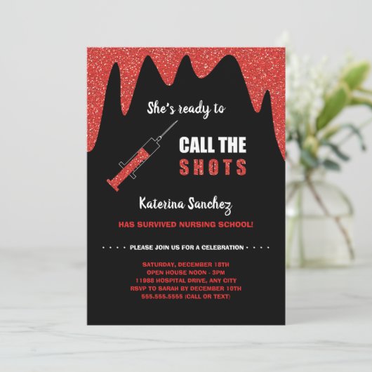 Klaar om het afstuderen van de School van de Verpl Kaart (Staand voorkant)