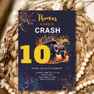 Klaar om te crashen monstertruck donkere verjaarda kaart