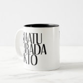 KLAATU BARADA NIKTO TWEEKLEURIGE KOFFIEMOK (Voorkant links)