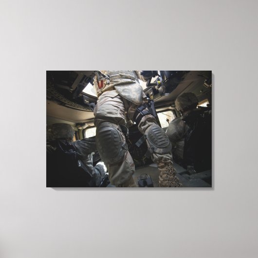 Klanten leren hun konvooprocedures canvas afdruk (Voorkant)