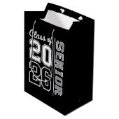Klas van 2026 Afstudeerklas 26 Afgestudeerd Medium Cadeauzakje (Voorkant Gekanteld)