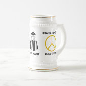 Klas van 2026 Afstuderen – Vrouwelijke Afgestudeer Bierpul (Voorkant rechts)