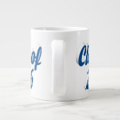 Klas van 2026 blauwe tekst afstuderen grote koffiekop (Achterkant)