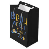 Klas van 2026 Bruh we out Medium Cadeauzakje (Voorkant Gekanteld)