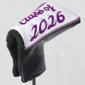 Klas van 2026 paarse script afstuderen golfheadcover (3/4 voorkant)