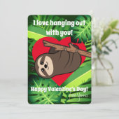 Klasgenoten Schattige Sloth "Liefde opknoping uit  Feestdagenkaart (Staand voorkant)