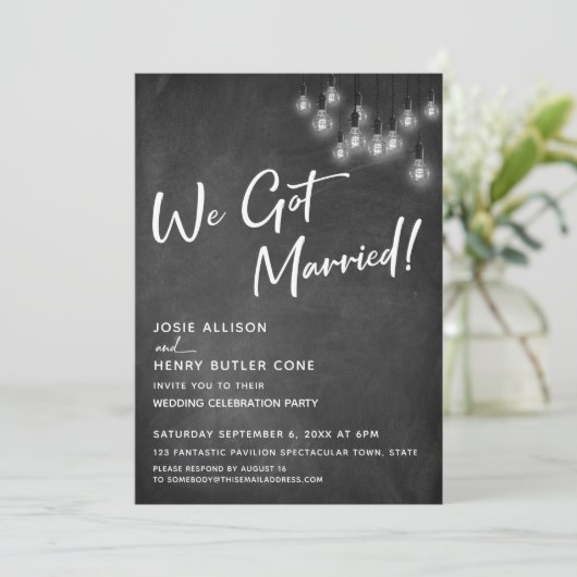 Klassboard Edison Licht We Zijn Getrouwd Kaart (Staand voorkant)