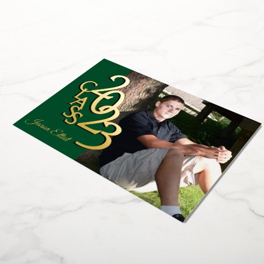 Klasse 2023 Foto Afstuderen Green en Gold Folie Uitnodiging (Gedraaid)