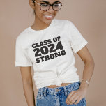 Klasse 2023 sterk afstuderen op jaarbasis<br><div class="desc">Klasse van 2023 sterk! Een jaar als geen ander vieren we de kracht en veerkracht van je graduerende les. Dit vette T-shirt met zwarte tekst maakt een geweldig afstuderen cadeau en is ideaal voor feestjes in de afstudeerder of voor een groep vrienden.</div>