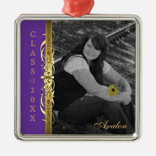Klasse Gold Scroll Photo Paars Ornament (Voorkant)