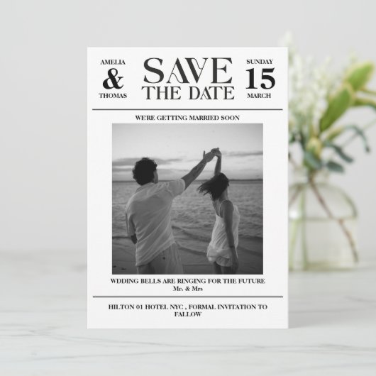 Klasse krant foto save the date kaart (Staand voorkant)