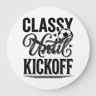 Klasse tot Kickoff Voetbal Vintage T-shirt Ontwerp Grote Klok