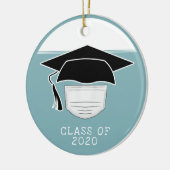 Klasse van 2020 Afstuderen Pet met gezichtsmasker Keramisch Ornament (Links)