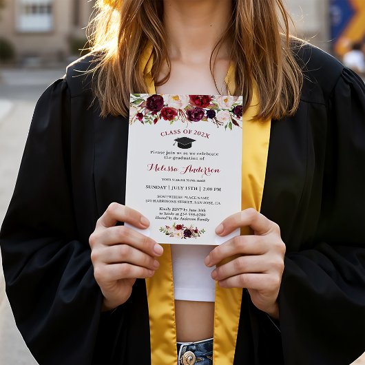Klasse van 2023 Burgundy Red Floral Graduation Par Kaart