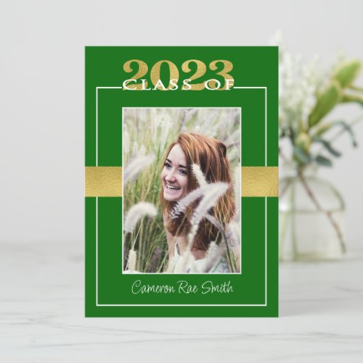 Klasse van 2023 Groene & Gouden Afstudeerfeest Kaart (Staand voorkant)