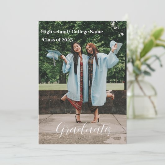 Klasse van 2023 wit manuscript Dubbel afstuderen Aankondiging (Staand voorkant)