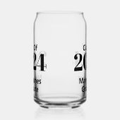 Klasse van 2024 Afstuderen Naam Zwarte Tekst Sjabl Blikvorm Glas (Links)