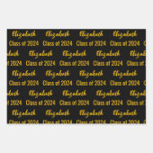 Klasse van 2024 Black and Gold Graduate's Name Inpakpapier Vel (Voorkant)