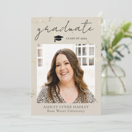 Klasse van 2024 Elegante foto Overlay Afstuderen Aankondiging (Staand voorkant)