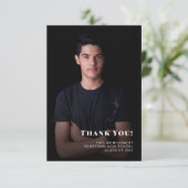 Klasse van 2024 Jongen Afstuderen Dank u Foto Bedankkaart (Staand voorkant)