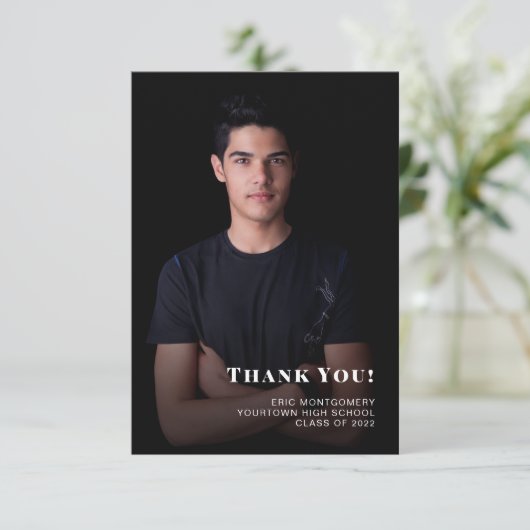 Klasse van 2024 Jongen Afstuderen Dank u Foto Bedankkaart (Staand voorkant)