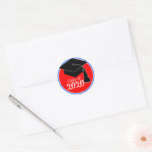 Klasse van 2024 Rood Wit en Blauw Afstudeerder Pet Ronde Sticker (Envelop)