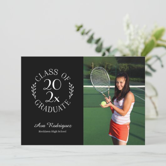 Klasse van 2025 Afstuderen 2 Foto Zwart Afstuderen Aankondiging (Staand voorkant)