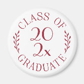 Klasse van 2025 Afstuderen Chic Bourgondische typo Magneet (Voorkant)