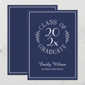 Klasse van 2025 Afstuderen Naam Chic Navy White Em Aankondiging (Voorkant / Achterkant)