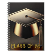 Klasse van 2025 Afstuderen Notitieboek – Goud Pet (Voorkant)