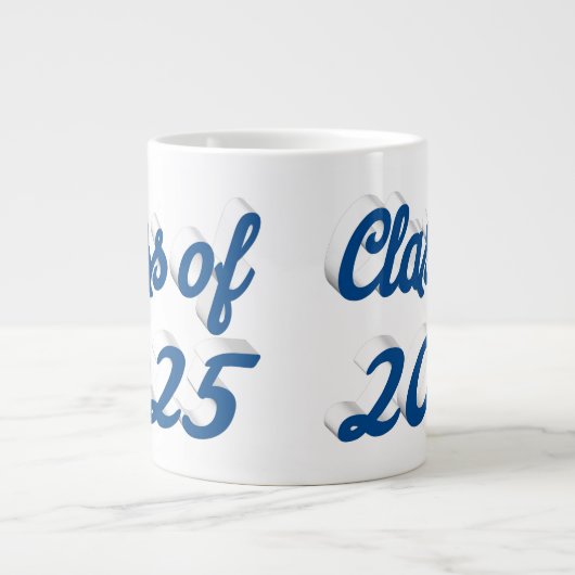 Klasse van 2025 blauw script afstuderen grote koffiekop (Voorkant)