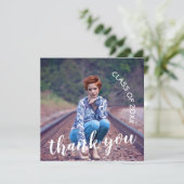 Klasse van 2025 Foto Afstuderen Dank u Bedankkaart (Staand voorkant)