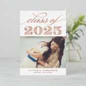  Klasse van 2025 Foto Afstuderen Roos Goud Folie Uitnodiging (Staand Voorkant)