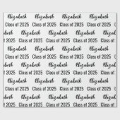 Klasse van 2025 Graduate's Name Wit en Zwart Cadeaupapier (Vlak)