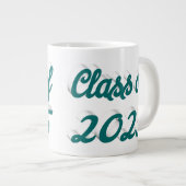 Klasse van 2025 groen script afstuderen grote koffiekop (Voorkant rechts)