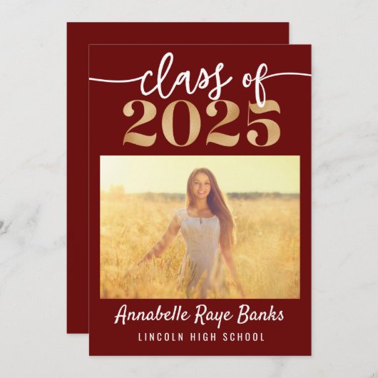 Klasse van 2025 Script Maroon Printable Kaart (Voorkant / Achterkant)