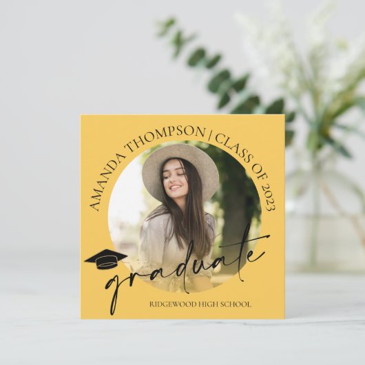 Klasse van 2025 Yellow Photo Afstuderen aankondigi Kaart (Staand voorkant)