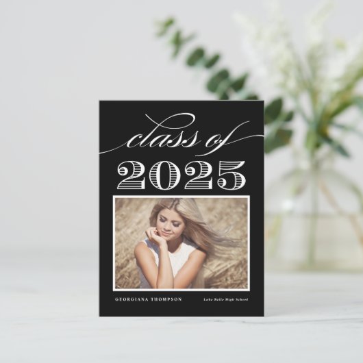  Klasse van 2025 Zwart Foto Afstuderen Briefkaart (Staand voorkant)