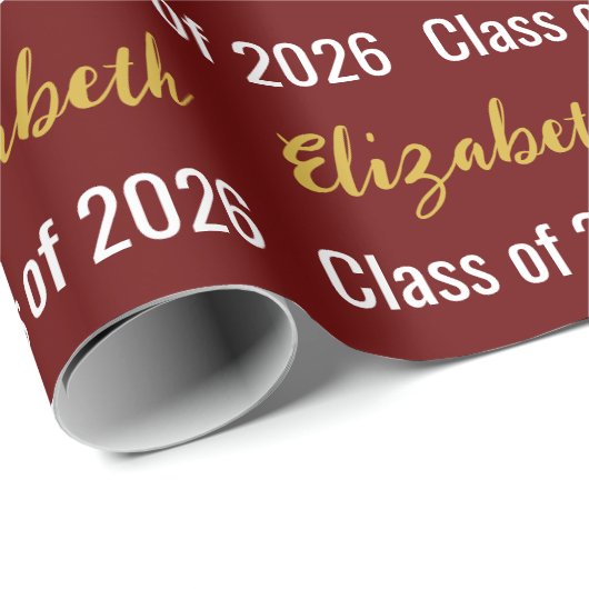 Klasse van 2026 Graduate's Name Dark Red White Gol Cadeaupapier (Rol Hoek)
