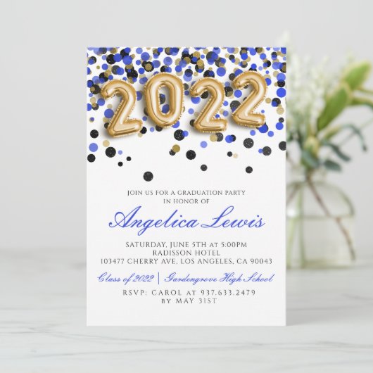 Klasse van de uitnodiging van de Graduation Party  (Staand voorkant)