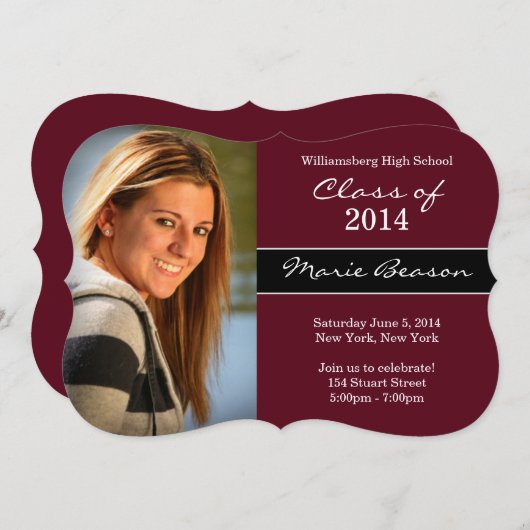 Klasse van de uitnodiging van het Maroon Afstudere (Voorkant / Achterkant)